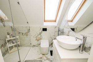 Photo 24- click for photo gallery